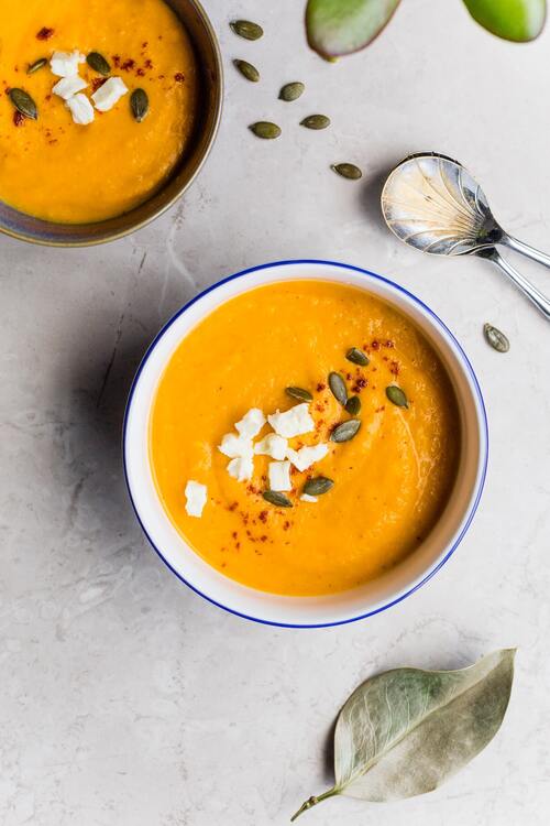 Crema de calabaza con queso de ajo